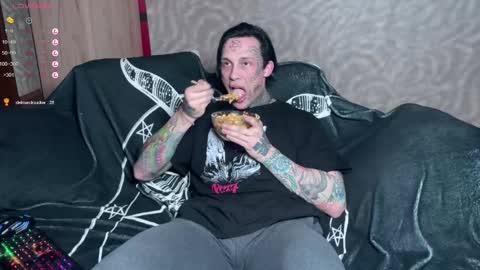 Tommy and Katana online show from 02.09.25