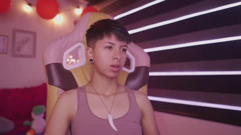 Blue  online show from 02.20.25