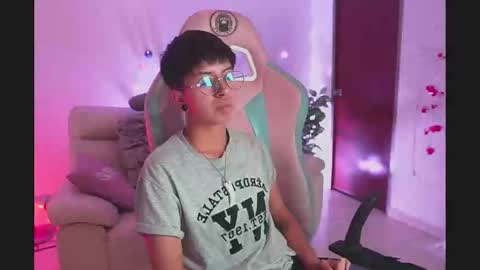 Blue  online show from 10.01.25