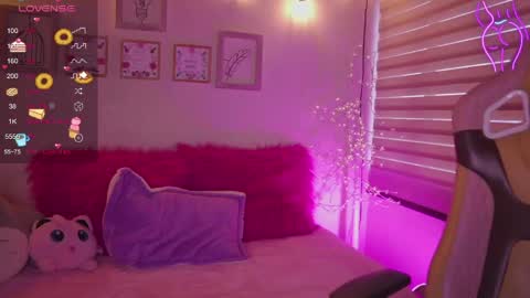 Blue  online show from 04.15.26