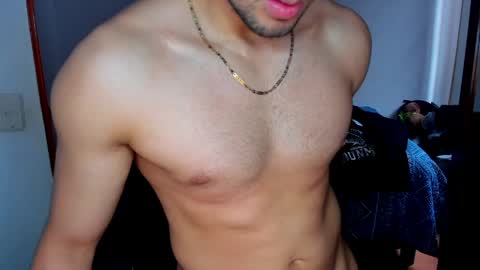 Twitter BreddTommy IG tommy bredd online show from 04.11.26