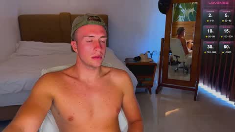 Snapshot of tommy_cumfinger chatting on 11.12.25 Tommy online show from 11.12.25