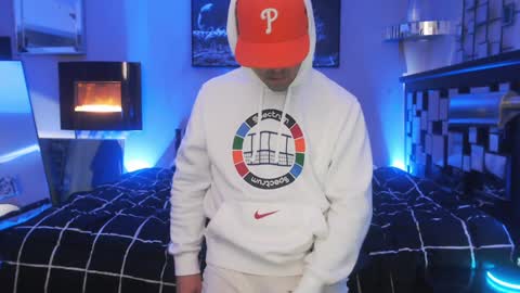 Snapshot of tommy_knuckles chatting on 01.24.25 Tommy online show from 01.24.25