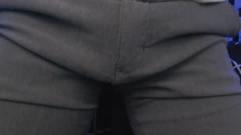 Snapshot of tommy_knuckles chatting on 01.24.25 Tommy online show from 01.24.25