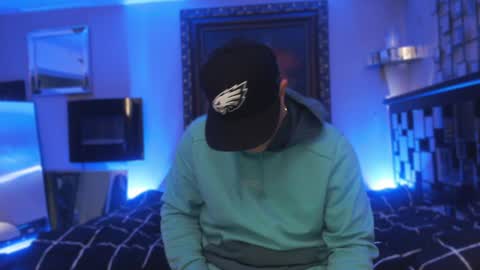 Snapshot of tommy_knuckles chatting on 01.27.25 Tommy online show from 01.27.25