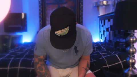 Snapshot of tommy_knuckles chatting on 02.02.25 Tommy online show from 02.02.25