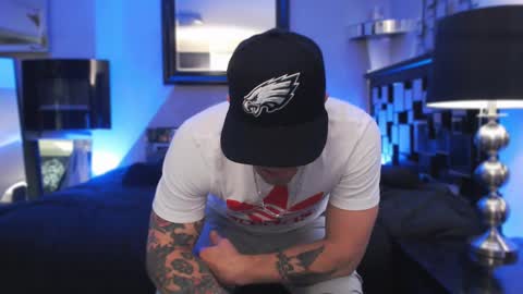 Snapshot of tommy_knuckles chatting on 02.13.25 Tommy online show from 02.13.25