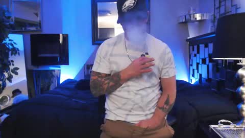 Snapshot of tommy_knuckles chatting on 02.16.25 Tommy online show from 02.16.25