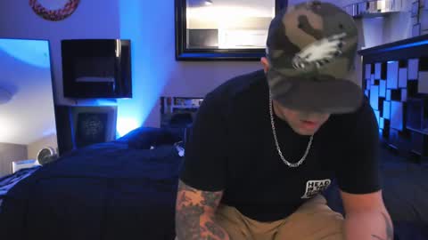 Snapshot of tommy_knuckles chatting on 02.23.25 Tommy online show from 02.23.25