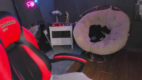 tommy_stars online show from 04.10.26