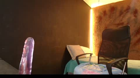 Snapshot of tommy_sweet1 chatting on 01.11.25 tommy_sweet1 online show from 01.11.25