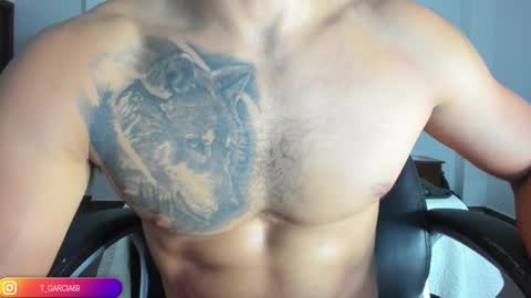 Snapshot of tommygarcia_ chatting on 02.20.25 Instagram t garcia69 online show from 02.20.25