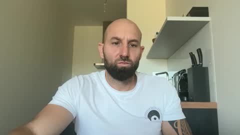 Snapshot of tommyx01 chatting on 09.30.25 Thomas Fit online show from 09.30.25