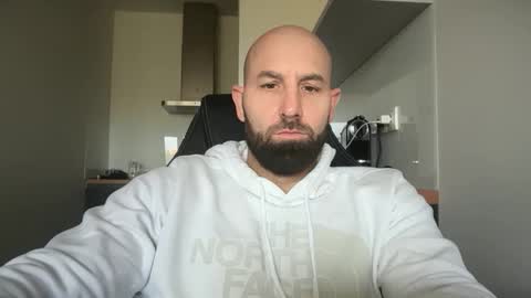 Snapshot of tommyx01 chatting on 10.09.25 Thomas Fit online show from 10.09.25