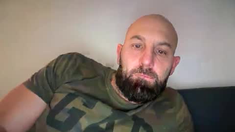 Snapshot of tommyx01 chatting on 10.18.25 Thomas Fit online show from 10.18.25