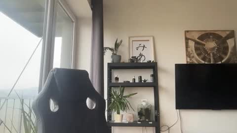 Snapshot of tommyx01 chatting on 11.12.25 Thomas Fit online show from 11.12.25