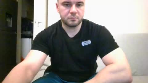 Snapshot of tommyy19901 chatting on 02.18.25 tommyy19901 online show from 02.18.25