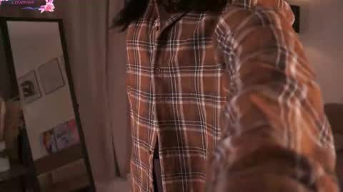 Snapshot of tomokodelce chatting on 02.21.26 Rana online show from 02.21.26