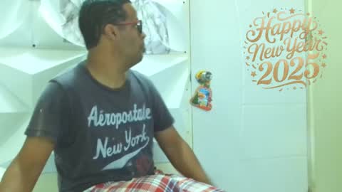 Antonio online show from 01.01.25