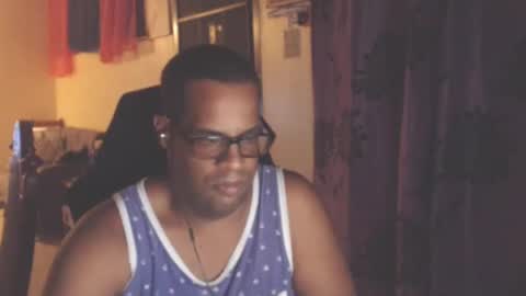 Snapshot of toni2814 chatting on 10.05.25 Antonio online show from 10.05.25