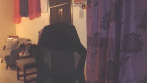 Snapshot of toni2814 chatting on 10.12.25 Antonio online show from 10.12.25