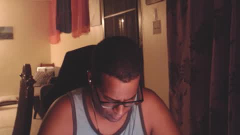 Snapshot of toni2814 chatting on 10.25.25 Antonio online show from 10.25.25