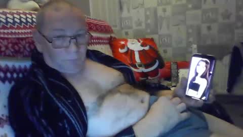 Snapshot of tony14712 chatting on 12.13.24 tony14712 online show from 12.13.24