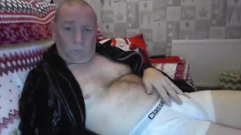 Snapshot of tony14712 chatting on 12.19.24 tony14712 online show from 12.19.24