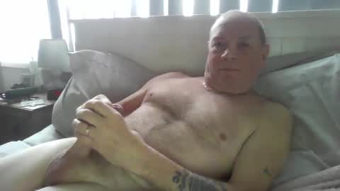 Snapshot of tony14712 chatting on 02.10.25 tony14712 online show from 02.10.25