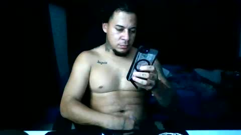 Snapshot of tony19c chatting on 06.10.26 toni online show from 06.10.26