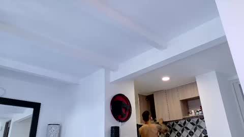 tony muscle1 online show from 11.16.25