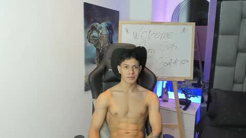 tony_petrov online show from 10.10.25