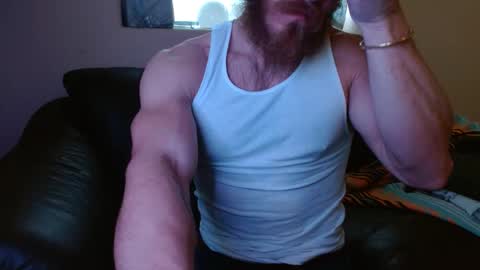 Snapshot of tonymontanna01 chatting on 02.12.25 travis online show from 02.12.25