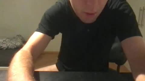 Snapshot of toohottobetrue21 chatting on 10.03.25 Max online show from 10.03.25