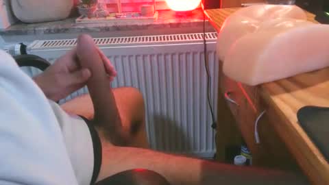 toohugeandstonedxoxo online show from 09.16.25