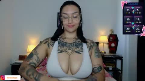 Snapshot of toothyy chatting on 07.22.26 toothyy online show from 07.22.26