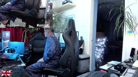 topalphaboss online show from 10.18.25