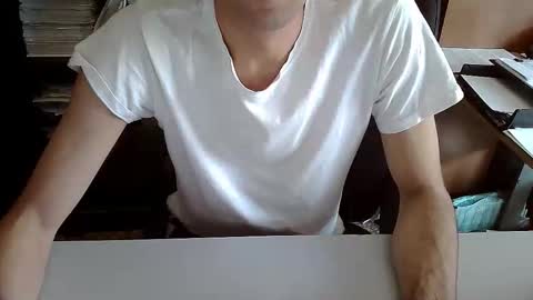 Snapshot of topg84 chatting on 09.28.25 Topg84 online show from 09.28.25