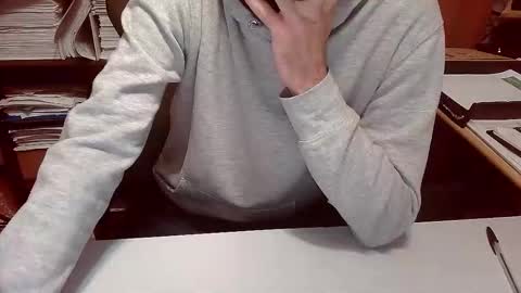 Snapshot of topg84 chatting on 10.01.25 Topg84 online show from 10.01.25