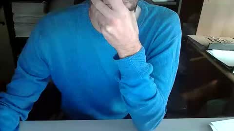 Snapshot of topg84 chatting on 10.11.25 Topg84 online show from 10.11.25