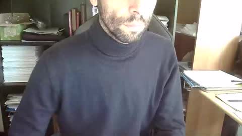 Snapshot of topg84 chatting on 10.18.25 Topg84 online show from 10.18.25