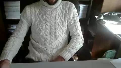 Snapshot of topg84 chatting on 10.29.25 Topg84 online show from 10.29.25