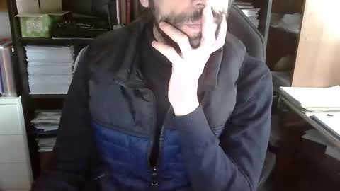 Snapshot of topg84 chatting on 11.01.25 Topg84 online show from 11.01.25