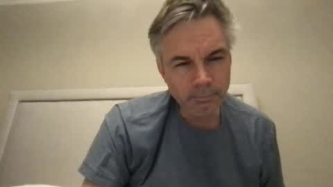 Snapshot of topspin69 chatting on 01.01.25 topspin69 online show from 01.01.25