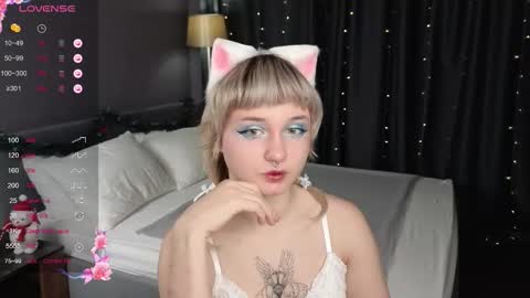 Tori online show from 11.30.25