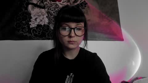 Snapshot of toriayun0 chatting on 01.11.25 your personal gothic girl check it    online show from 01.11.25