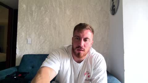 Snapshot of toro_arrapato chatting on 02.18.25 toro_arrapato online show from 02.18.25