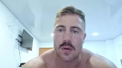 Snapshot of toro_arrapato chatting on 03.16.26 toro_arrapato online show from 03.16.26