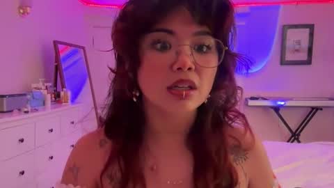 boy luna  next stream thurs 226  855pm 0 pst  online show from 03.23.26