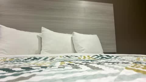 toronto5656 online show from 04.02.26